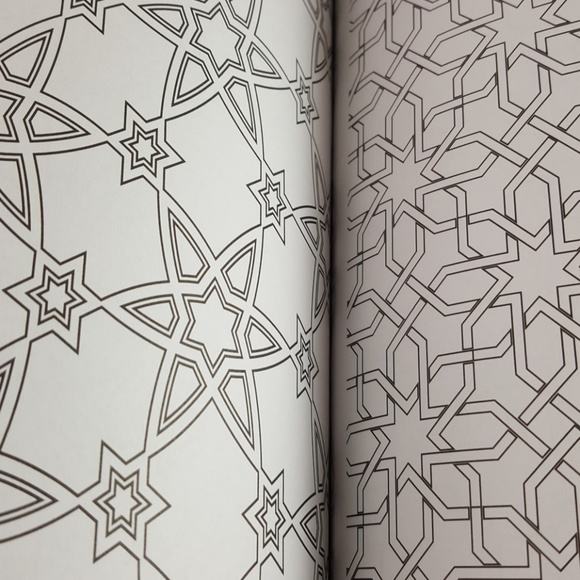 NEW Dazzling Patterns Coloring Book Gift S…